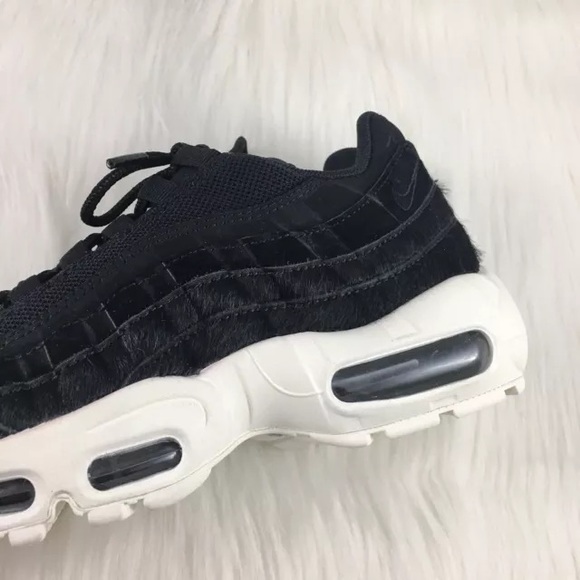 womens black 95s